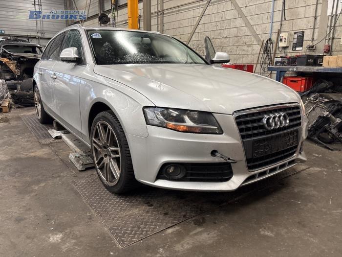 Usagé Assistant de freinage Audi A4 Avant (B8) 1.8 TFSI 16V Prix € 50,00 Règlement à la marge proposé par Autobedrijf Brooks