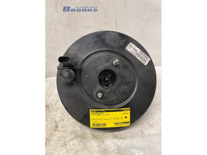 Usagé Servo frein Mini Clubman (R55) 1.4 16V One Prix € 40,00 Règlement à la marge proposé par Autobedrijf Brooks