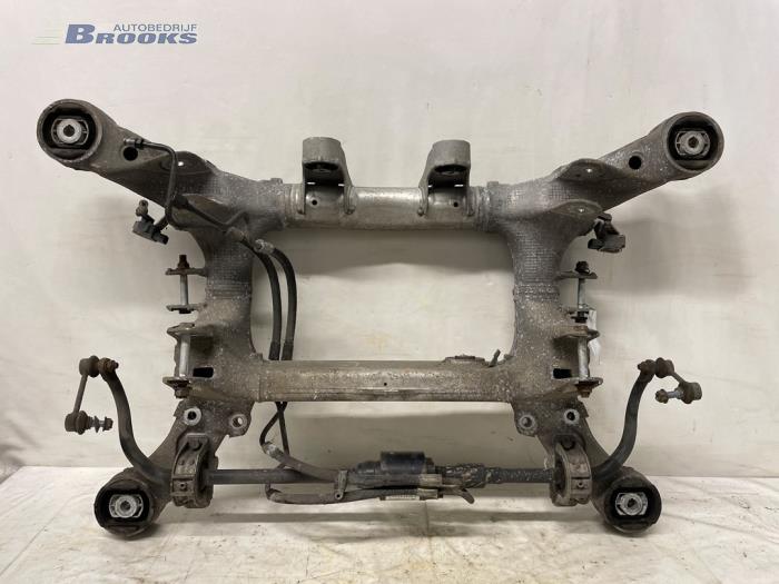 Usagé Faux châssis BMW 7 serie (F01/02/03/04) 750i,Li,LiS V8 32V Prix € 145,00 Règlement à la marge proposé par Autobedrijf Brooks
