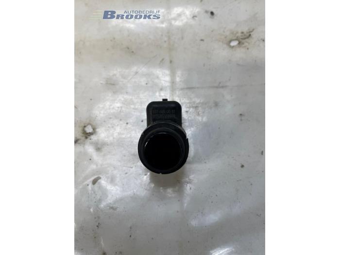 Usados Sensor PDC BMW 7 serie (F01/02/03/04) 750i,Li,LiS V8 32V Precio € 15,00 Norma de margen ofrecido por Autobedrijf Brooks