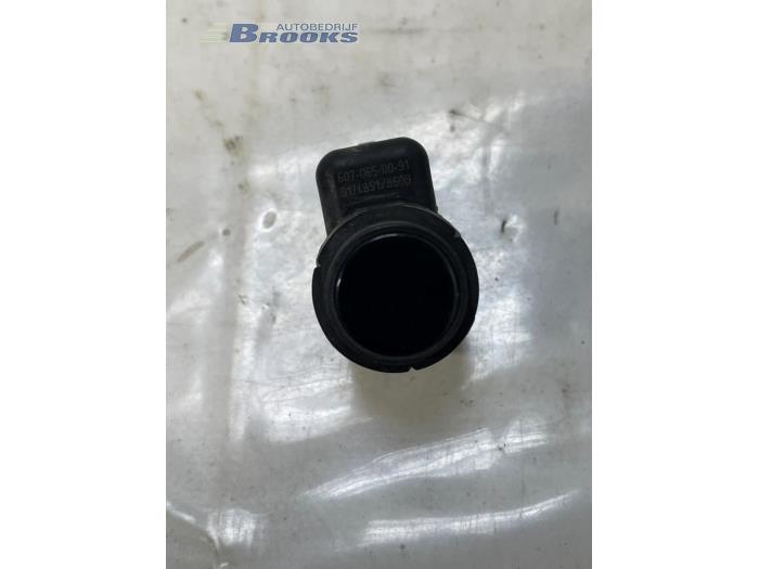 Usados Sensor PDC BMW 7 serie (F01/02/03/04) 750i,Li,LiS V8 32V Precio € 15,00 Norma de margen ofrecido por Autobedrijf Brooks