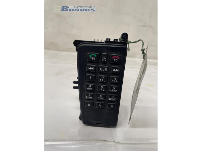 Begagnade Telefonmodul Volvo V70 (SW) 2.4 20V 170 Pris € 30,00 Marginaltabell erbjuds av Autobedrijf Brooks