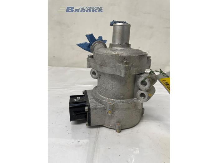 Begagnade Vattenpump Hyundai Nexo I FCEV FWD Pris € 100,00 Marginaltabell erbjuds av Autobedrijf Brooks