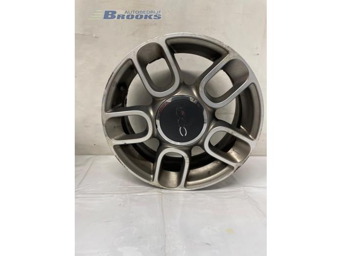 Używane Obrecz Fiat 500 (312) 1.2 Cena € 80,00 Procedura marży oferowane przez Autobedrijf Brooks