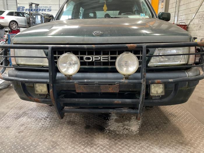 Usados Parachoques Opel Frontera Sport (SUD2) 2.0i Precio de solicitud ofrecido por Autobedrijf Brooks