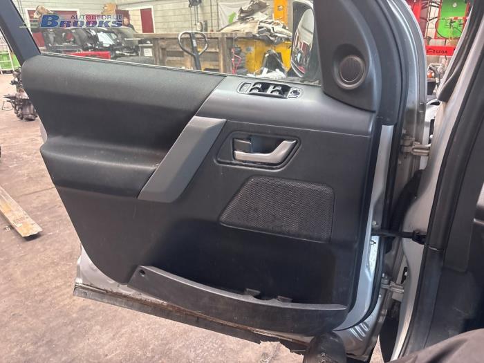 Usados Interruptor de ventanilla eléctrica Landrover Freelander II 2.2 td4 16V Precio € 25,00 Norma de margen ofrecido por Autobedrijf Brooks