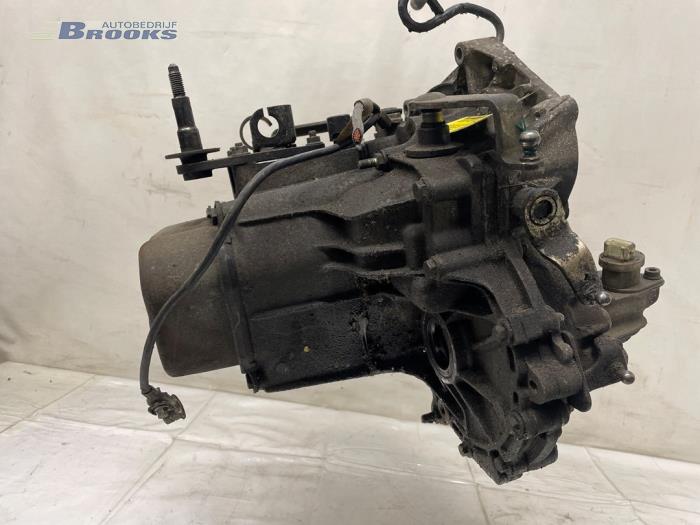 Gebrauchte Getriebe Peugeot 206 (2A/C/H/J/S) 1.4 XR,XS,XT,Gentry Preis € 75,00 Margenregelung angeboten von Autobedrijf Brooks