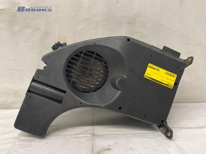 Używane Subwoofer Fiat Croma (194) 2.2 MPI 16V Cena € 100,00 Procedura marży oferowane przez Autobedrijf Brooks