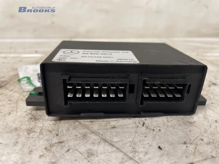 Begagnade Telefonmodul Mercedes C (W204) 3.0 C-320 CDI V6 24V Pris € 20,00 Marginaltabell erbjuds av Autobedrijf Brooks