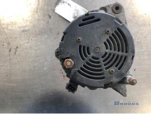 Dynamo van een Volkswagen Polo III Classic (6KV2) 1.6i 75 1996