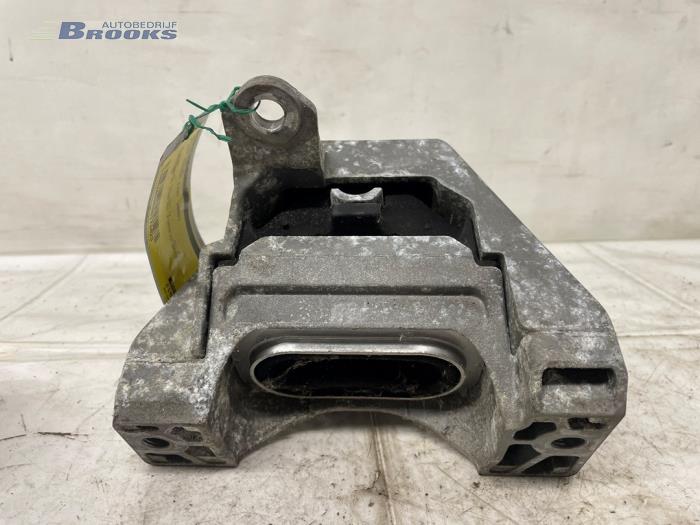 Used Engine mount Fiat Croma (194) 2.2 MPI 16V Price € 25,00 Margin scheme offered by Autobedrijf Brooks