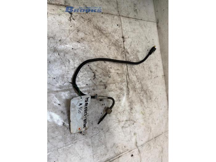 Usagé Sensor température d’échappement Mercedes Sprinter 3,5t (907.6/910.6) 315 CDI 2.0 D RWD Prix € 40,00 Règlement à la marge proposé par Autobedrijf Brooks
