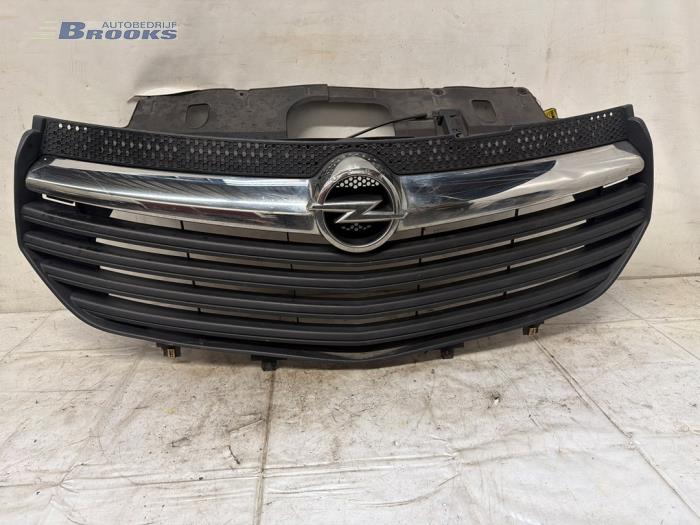 Begagnade Grill Opel Vivaro 1.6 CDTI BiTurbo 120 Pris € 100,00 Marginaltabell erbjuds av Autobedrijf Brooks