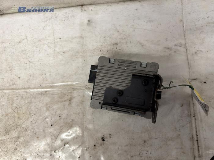 Used Power steering computer Hyundai i30 Wagon (GDHF5) 1.6 GDI Blue 16V Price € 75,00 Margin scheme offered by Autobedrijf Brooks
