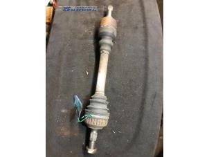 Used Front drive shaft, left Peugeot 306 (7A/C/S) 1.8i 16V Price € 10,00 Margin scheme offered by Autobedrijf Brooks