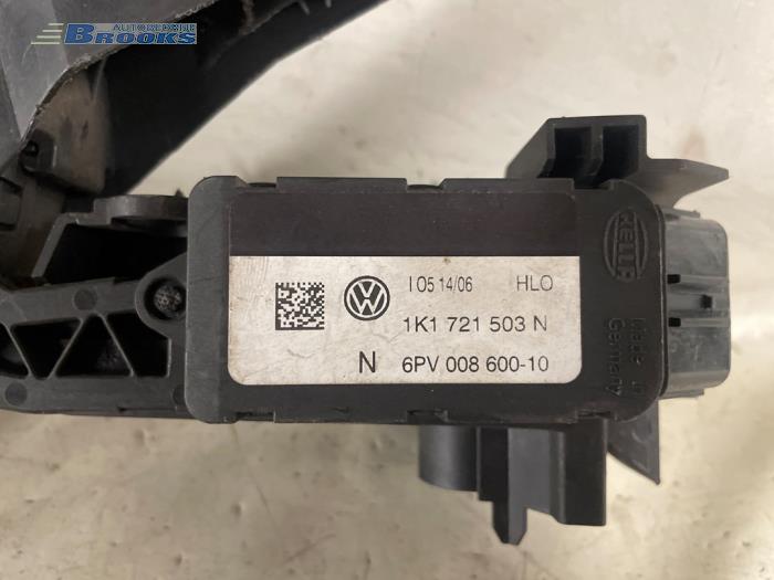 Gaspedalposition Sensor van een Volkswagen Eos 2006