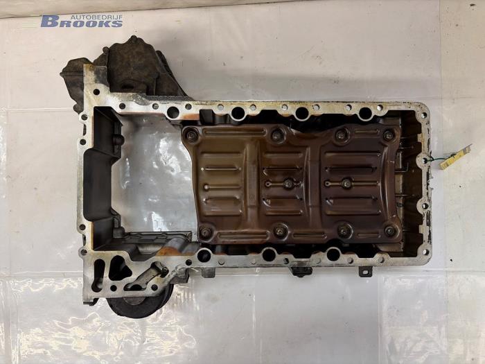 Gebrauchte Ölwanne BMW 7 serie (F01/02/03/04) 750i,Li,LiS V8 32V Preis € 150,00 Margenregelung angeboten von Autobedrijf Brooks