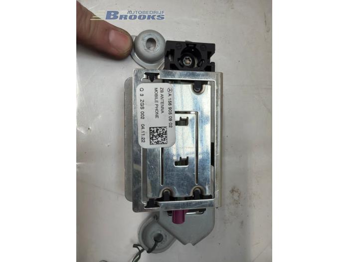 Używane Antena Mercedes EQB (X243) 250 67 kWh Cena € 10,00 Procedura marży oferowane przez Autobedrijf Brooks