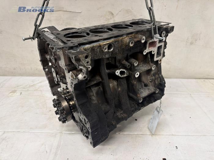 Used Engine crankcase Mercedes Sprinter 3,5t (907.6/910.6) 315 CDI 2.0 D RWD Price € 1.000,00 Margin scheme offered by Autobedrijf Brooks