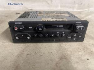Used Radio/cassette player Renault Laguna I Grandtour (K56) 1.6 16V Price € 37,50 Margin scheme offered by Autobedrijf Brooks