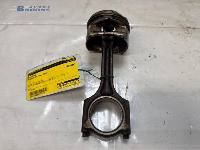 Używane Korbowód Peugeot 207 CC (WB) 1.6 16V Cena € 35,00 Procedura marży oferowane przez Autobedrijf Brooks