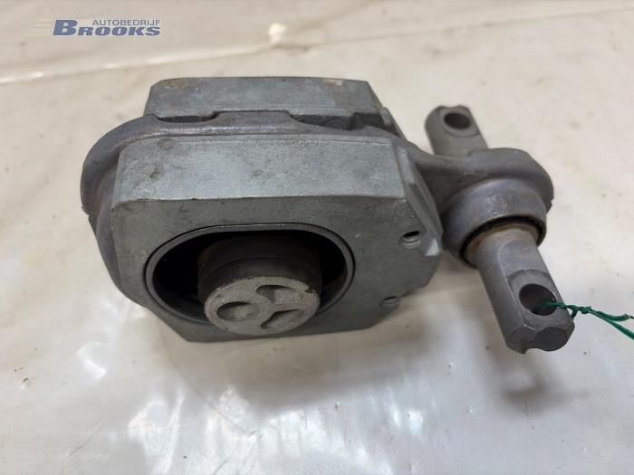 Used Engine mount Mercedes EQB (X243) 250 67 kWh Price € 40,00 Margin scheme offered by Autobedrijf Brooks