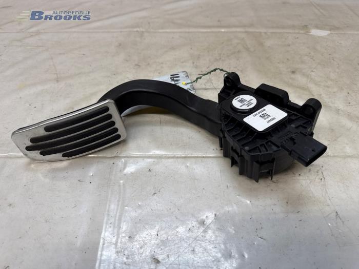 Używane Pedal gazu Tesla Model 3 Long Range, Performance AWD Cena € 25,00 Procedura marży oferowane przez Autobedrijf Brooks