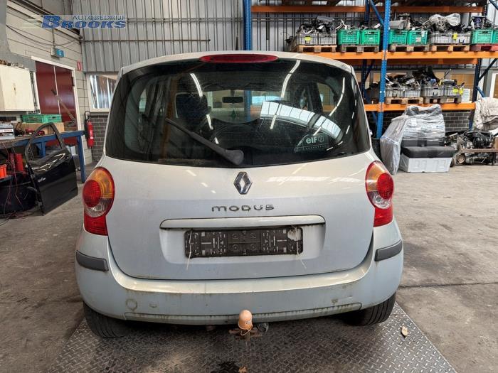 Używane Hak holowniczy Renault Modus/Grand Modus (JP) 1.4 16V Cena € 75,00 Procedura marży oferowane przez Autobedrijf Brooks