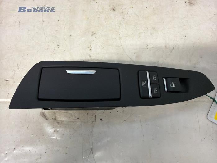 Usados Interruptor de ventanilla eléctrica BMW 7 serie (F01/02/03/04) 750i,Li,LiS V8 32V Precio € 45,00 Norma de margen ofrecido por Autobedrijf Brooks