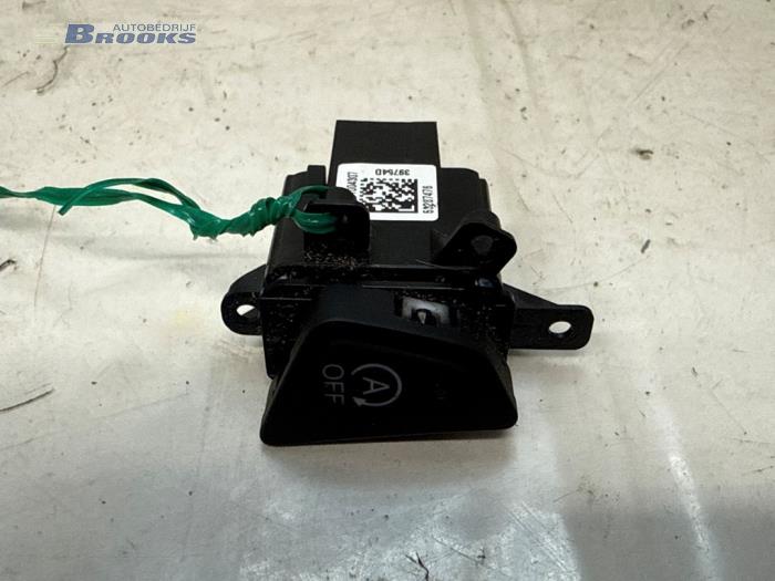 Używane Przelacznik Start/Stop Jeep Compass II (MP) 1.4 Multi Air2 16V Cena € 25,00 Procedura marży oferowane przez Autobedrijf Brooks