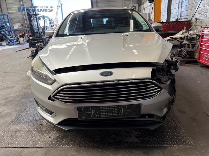 Usados Subchasis Ford Focus 3 1.0 Ti-VCT EcoBoost 12V 125 Precio € 55,00 Norma de margen ofrecido por Autobedrijf Brooks