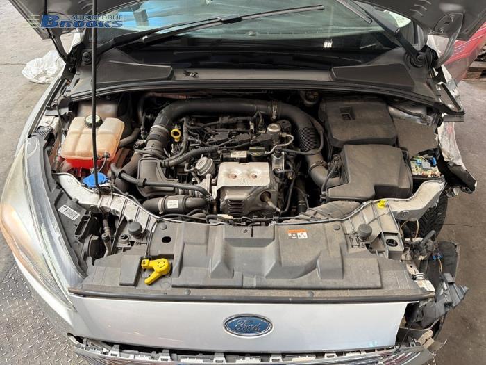 Używane Chlodnica Ford Focus 3 1.0 Ti-VCT EcoBoost 12V 125 Cena € 30,00 Procedura marży oferowane przez Autobedrijf Brooks