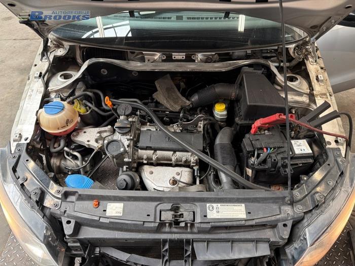 Used Ignition lock + computer Volkswagen Polo V (6R) 1.2 12V BlueMotion Technology Price € 175,00 Margin scheme offered by Autobedrijf Brooks