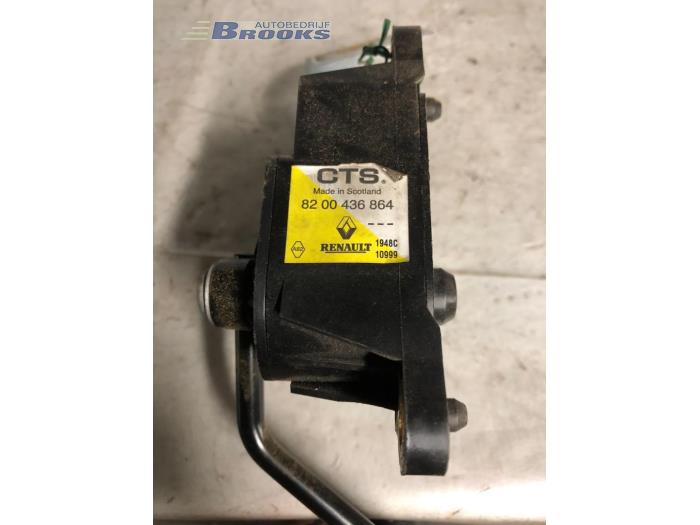 Throttle pedal position sensor from a Renault Kangoo Express (FW) 1.5 dCi 70 2008