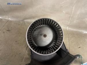 Usados Motor de ventilador de calefactor Renault Kangoo Express (FW) 1.5 dCi 70 Precio € 20,00 Norma de margen ofrecido por Autobedrijf Brooks