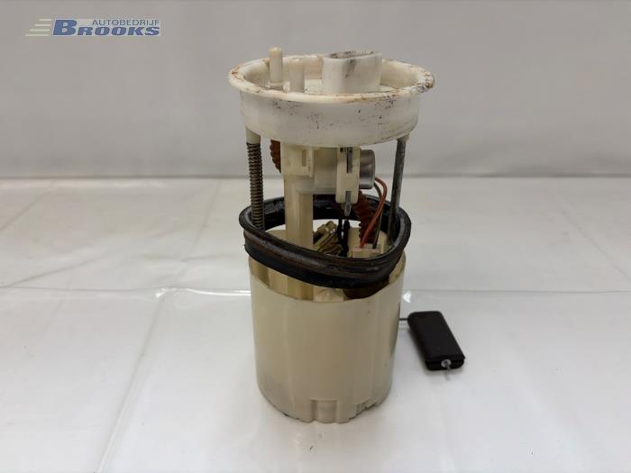Usagé Pompe à carburant Volkswagen Fox (5Z) 1.2 Prix € 20,00 Règlement à la marge proposé par Autobedrijf Brooks