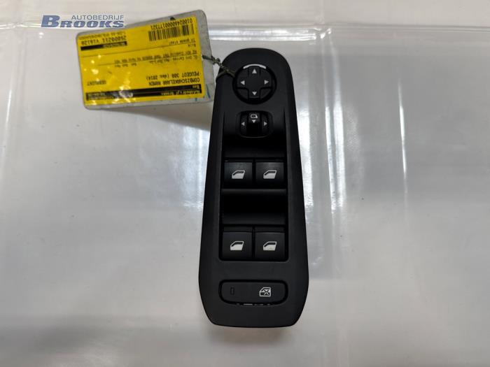 Usados Interruptor combinado de ventanillas Peugeot 308 SW (L4/L9/LC/LJ/LR) 1.6 BlueHDi 120 Precio € 20,00 Norma de margen ofrecido por Autobedrijf Brooks