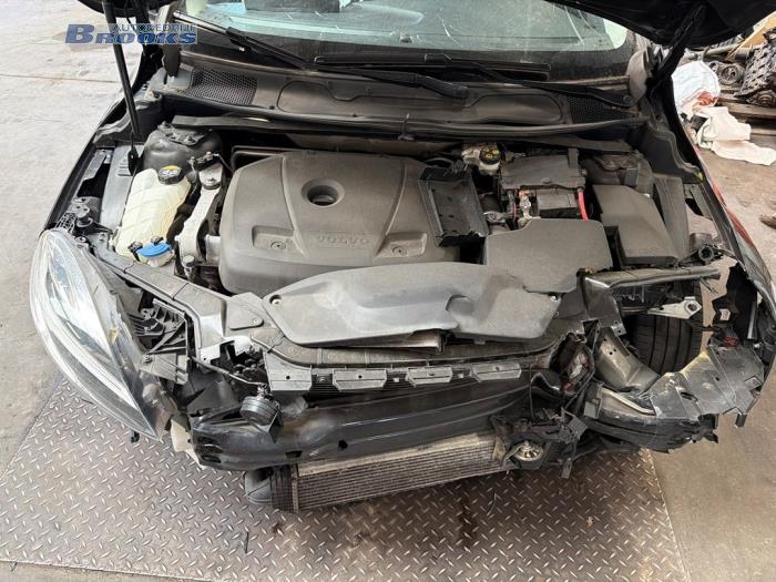 Używane Pradnica Volvo V40 (MV) 1.5 T3 16V Geartronic Cena € 70,00 Procedura marży oferowane przez Autobedrijf Brooks
