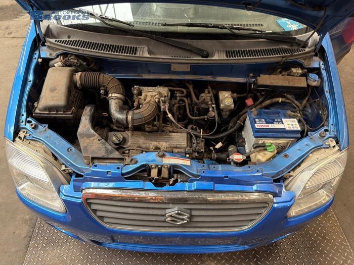 Usagé Radiateur Suzuki Wagon-R+ (RB) 1.3 16V Prix € 30,00 Règlement à la marge proposé par Autobedrijf Brooks