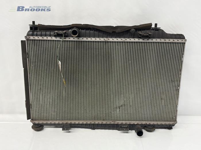 Usagé Radiateur Ford Fiesta 6 ST 1.6 ST 16V Prix € 70,00 Règlement à la marge proposé par Autobedrijf Brooks