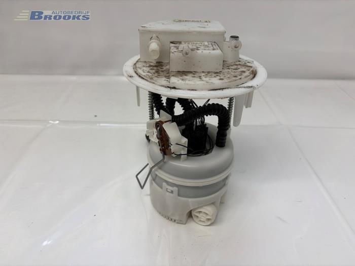 Usagé Pompe à carburant Peugeot 308 SW (L4/L9/LC/LJ/LR) 1.2 12V e-THP PureTech 130 Prix € 50,00 Règlement à la marge proposé par Autobedrijf Brooks