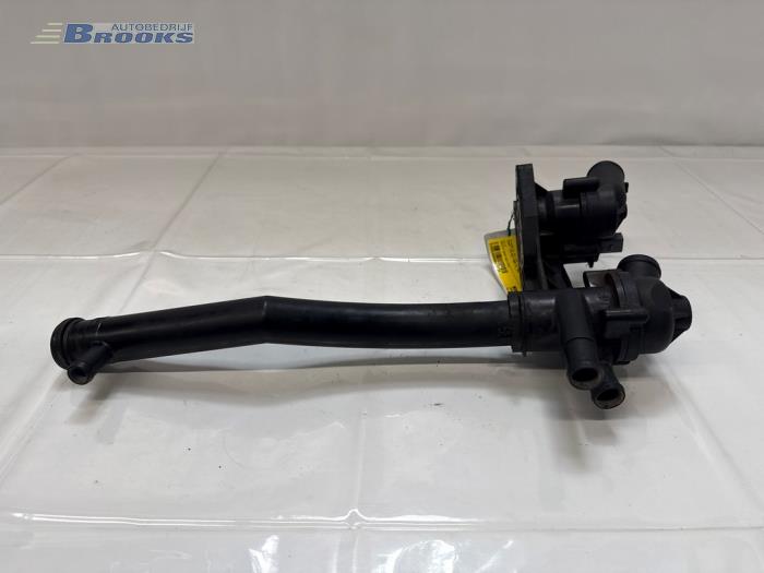 Gebrauchte Thermostatgehäuse Audi A1 (8X1/8XK) 1.4 TFSI 16V 122 Preis € 15,00 Margenregelung angeboten von Autobedrijf Brooks