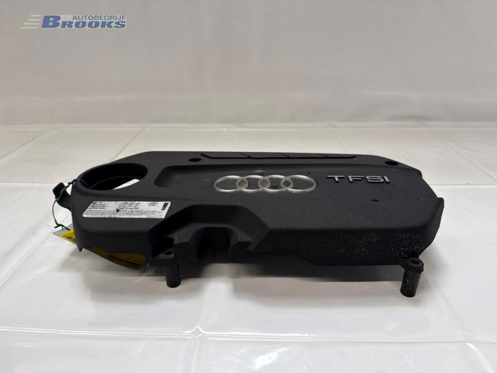 Abdeckblech Motor van een Audi A1 (8X1/8XK) 1.4 TFSI 16V 122 2011