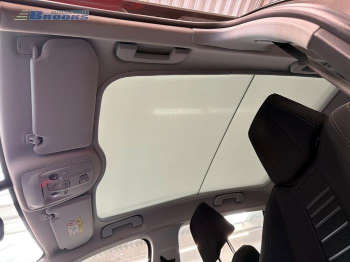 Używane Dach panoramiczny Peugeot 308 (L3/L8/LB/LH/LP) 1.6 e-HDi Cena na żądanie oferowane przez Autobedrijf Brooks