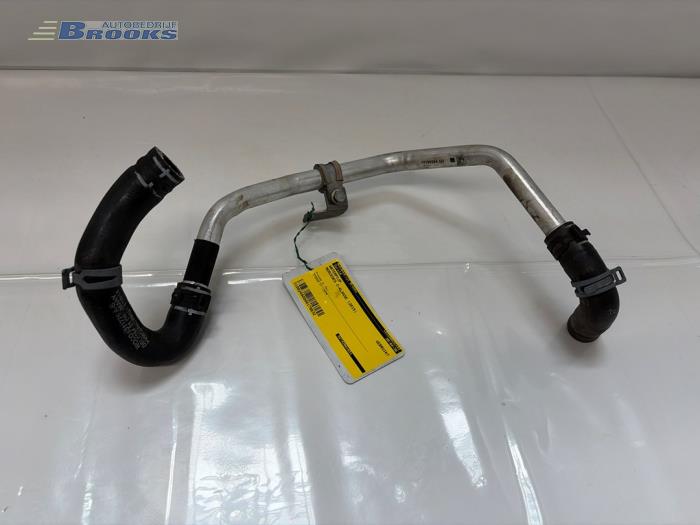Gebrauchte Wasserrohr Mercedes C (W205) C-200 2.0 CGI 16V Preis € 25,00 Margenregelung angeboten von Autobedrijf Brooks