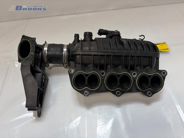 Gebrauchte Ansaugbrugge Ford Focus 3 Wagon 1.0 Ti-VCT EcoBoost 12V 125 Preis € 25,00 Margenregelung angeboten von Autobedrijf Brooks