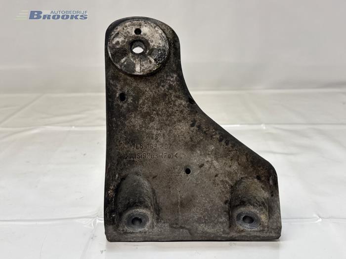 Used Engine mount Volkswagen Touareg (7LA/7L6) 4.2 V8 40V Price € 25,00 Margin scheme offered by Autobedrijf Brooks