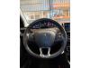 Peugeot 208 I (CA/CC/CK/CL) 1.2 Vti 12V PureTech Volant
