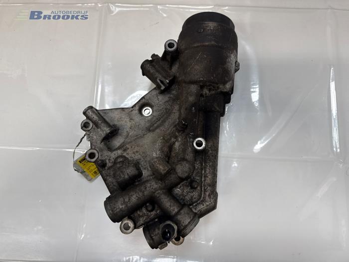 Usados Ölfiltergehäuse Volkswagen Touareg (7LA/7L6) 4.2 V8 40V Precio € 50,00 Norma de margen ofrecido por Autobedrijf Brooks