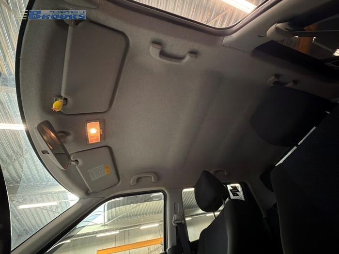 Używane Podsufitka Suzuki Swift (ZA/ZC/ZD1/2/3/9) 1.3 VVT 16V Cena € 60,00 Procedura marży oferowane przez Autobedrijf Brooks